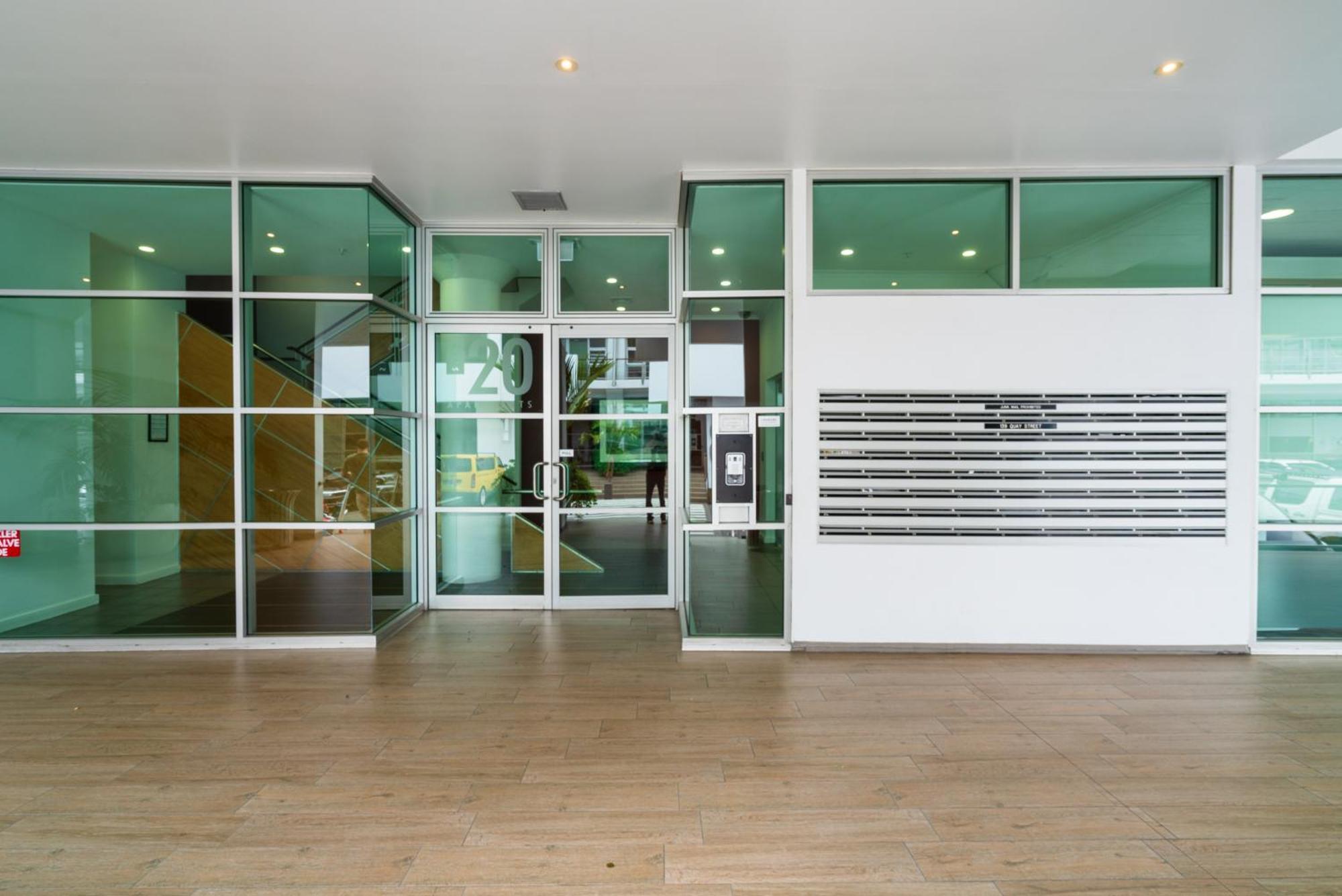Penthouse Apartment With Stunning Harbour Views Auckland Exteriör bild