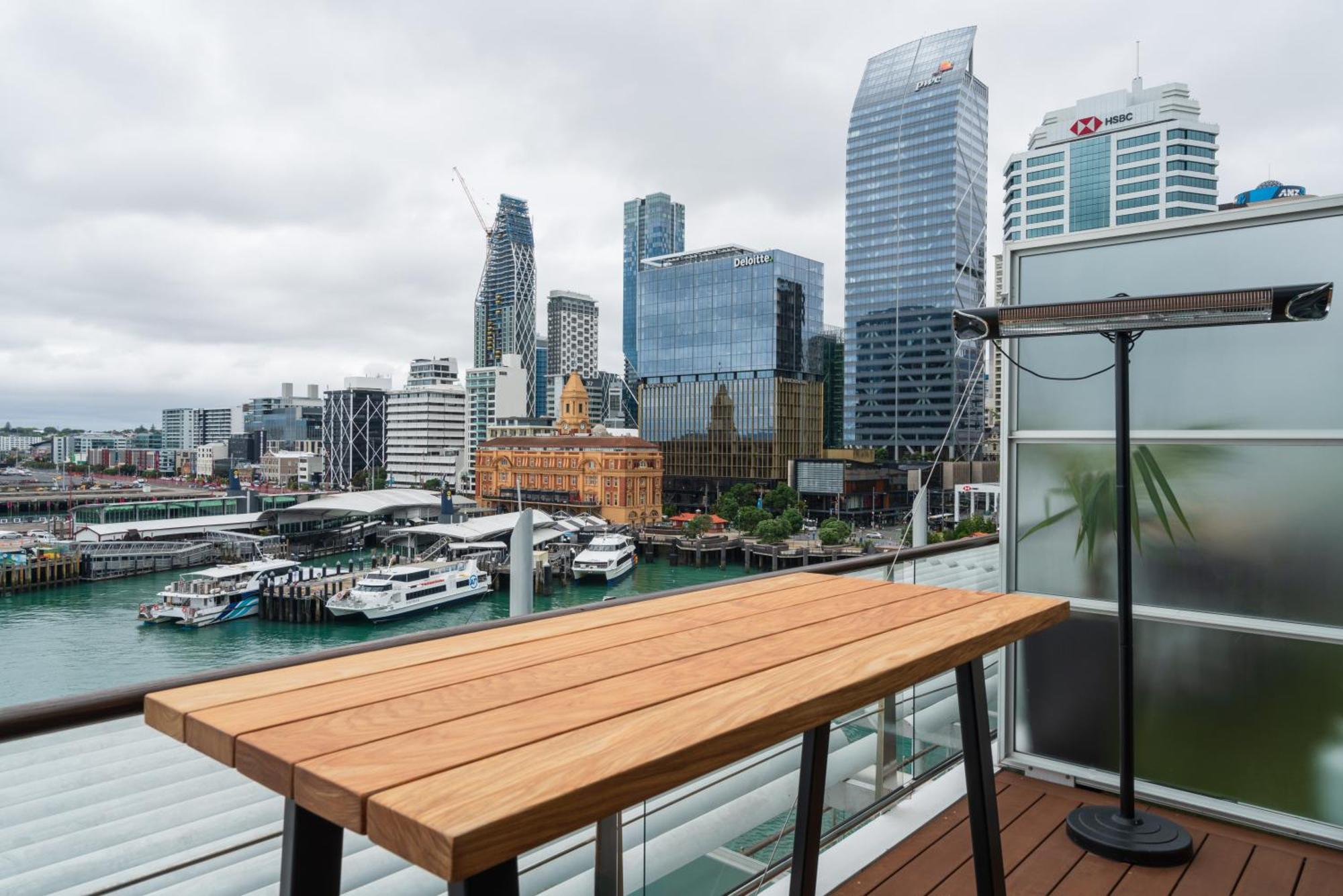 Penthouse Apartment With Stunning Harbour Views Auckland Exteriör bild